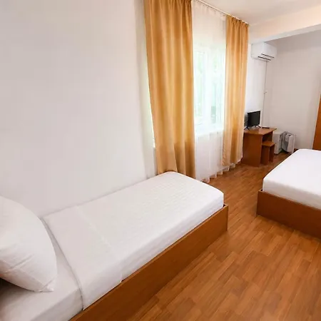 Raysa Si Andrei Homestay